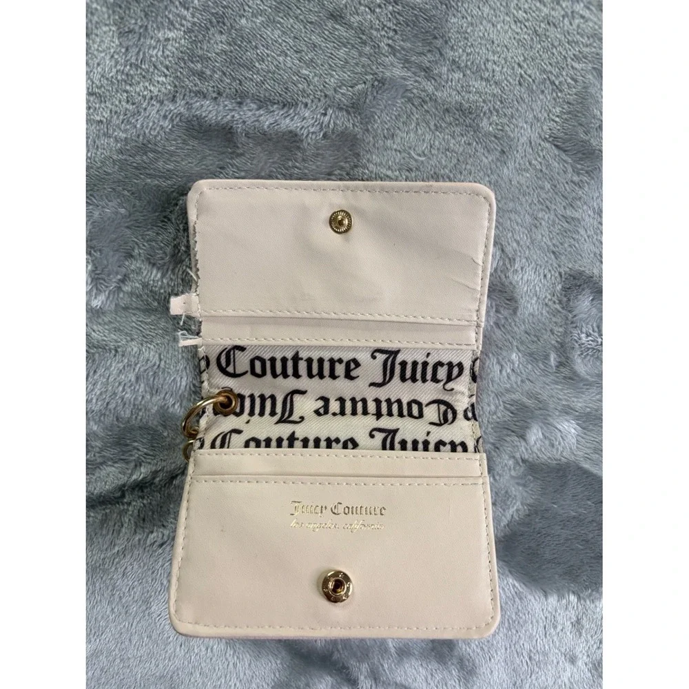 Juicy Couture ID Case Keychain Women's Wallet Small Pink Leather Heart Holder